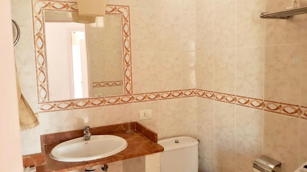 Apartment Avenida Puig Arona  Bagian luar foto